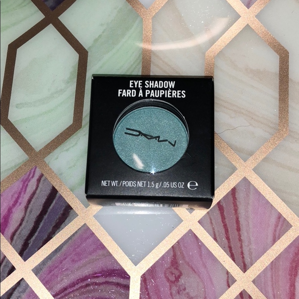 MAC eyeshadow